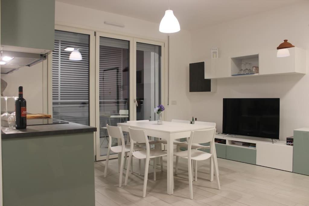מילאנו Luxury 3 Bedroom Apartment 100 Mq Next To Rho Fiera And San Siro מראה חיצוני תמונה